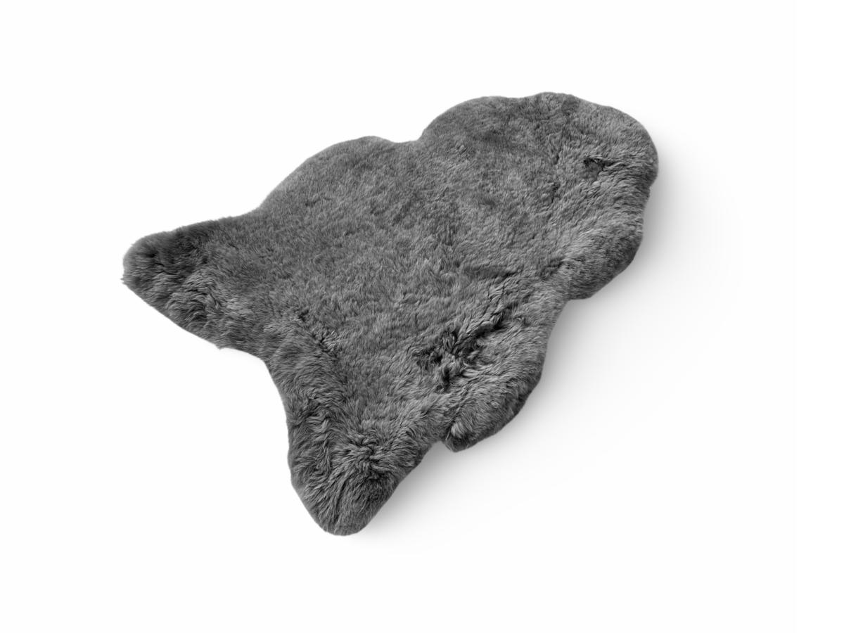 Islandská jehněčí kůže, šedá, barvená, střižený chlup, velikost II