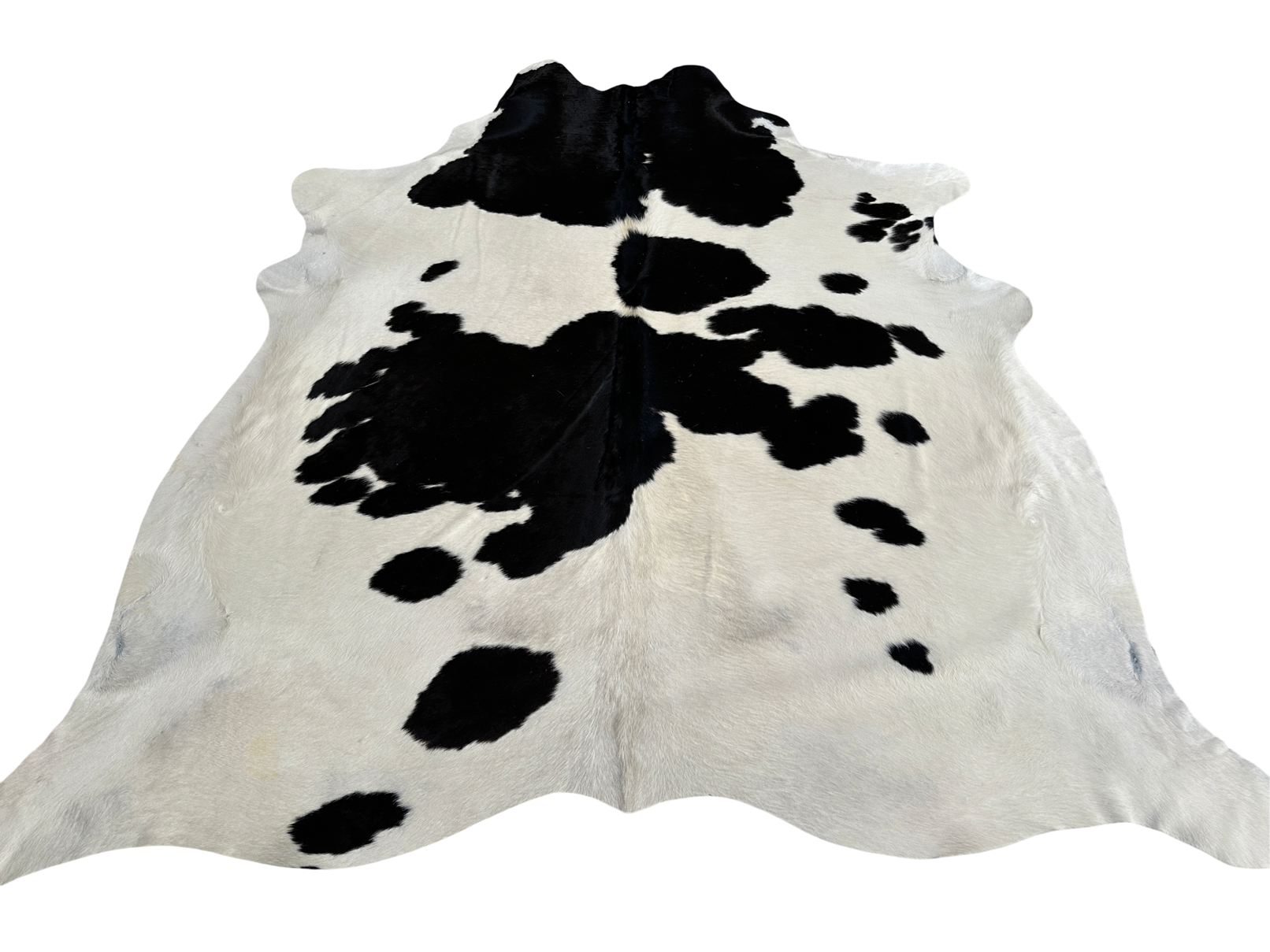 Koberec kusový hovädzia koža 4,1 m2, čiernobiela 149
